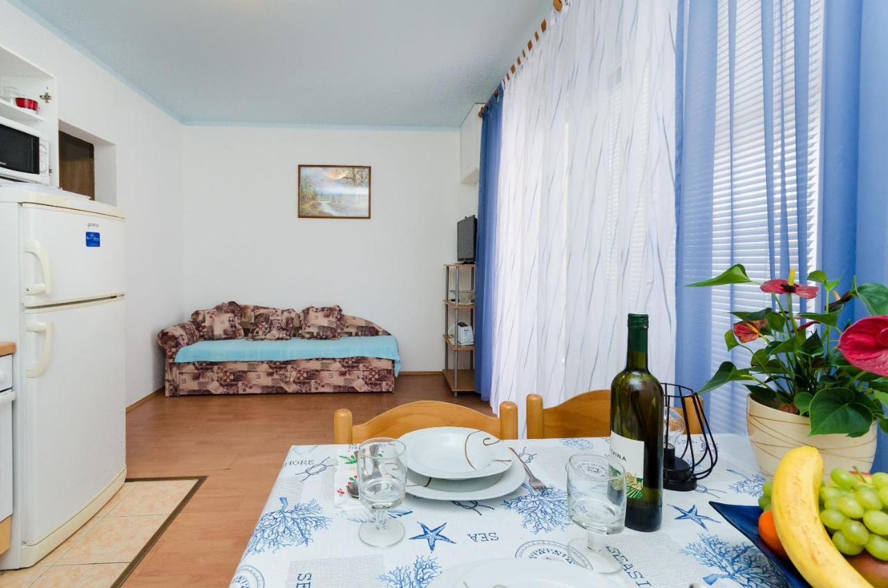 Apartments Mijatovic Lopar Exterior foto