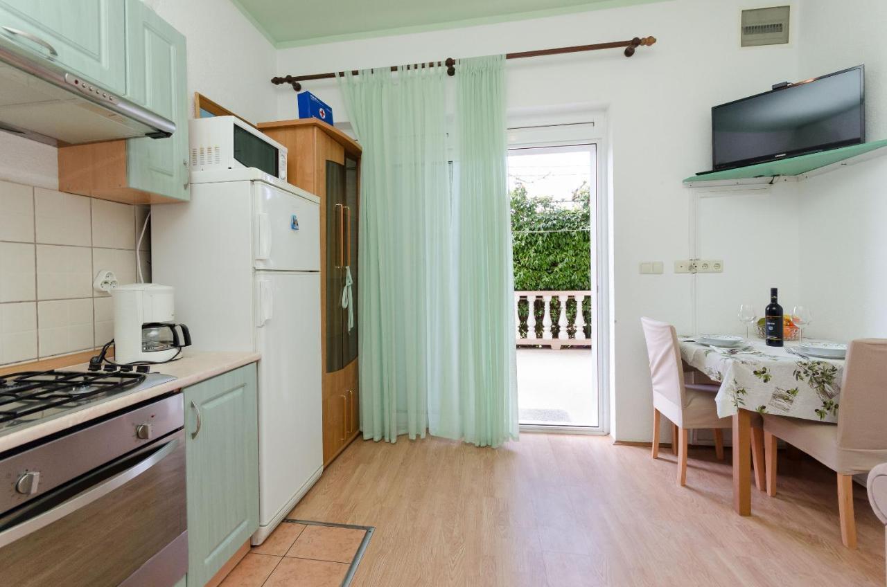Apartments Mijatovic Lopar Exterior foto